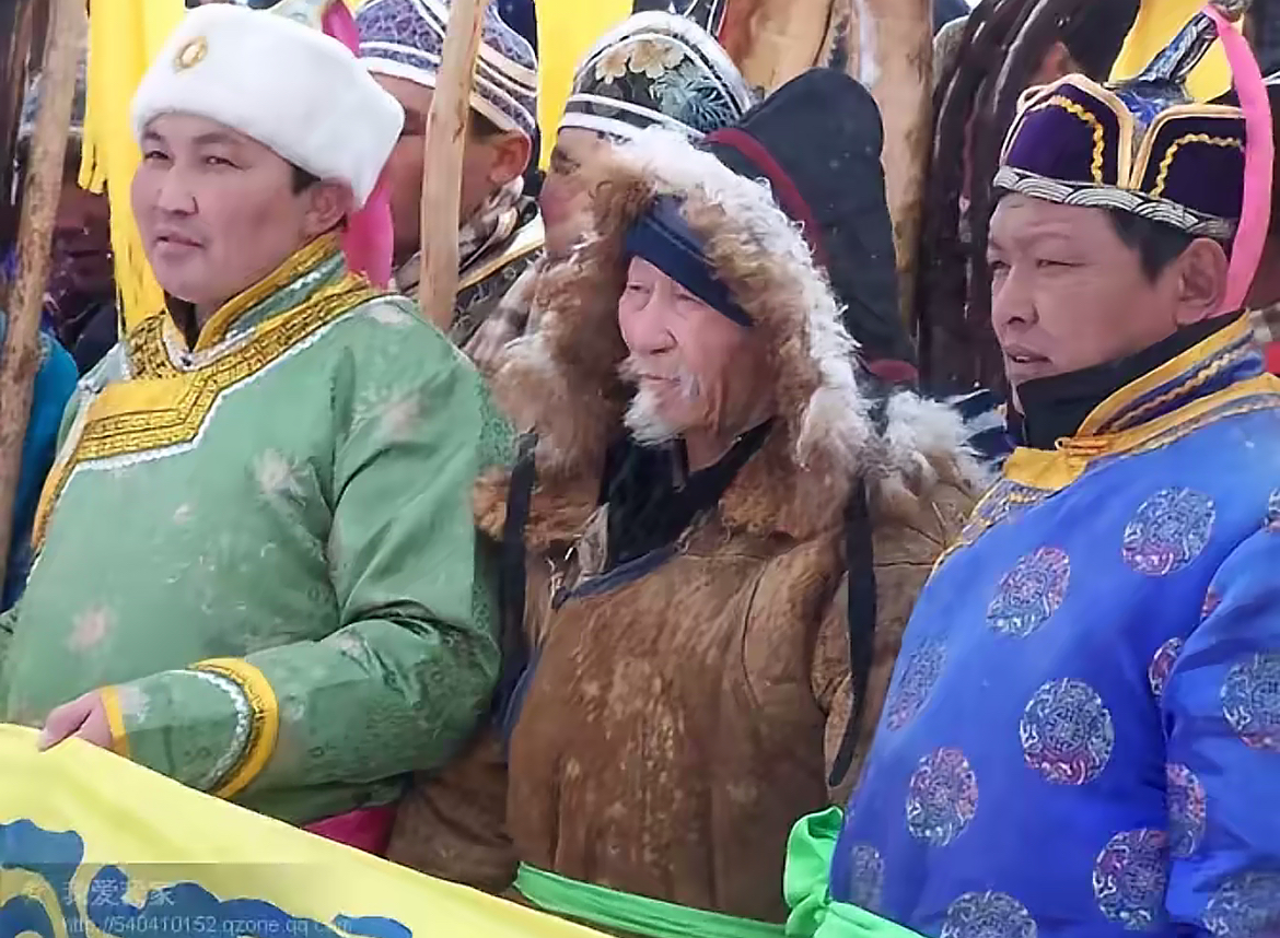 塔城地区男性服饰